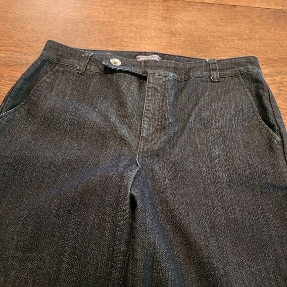 Black jeans - Picture 3 of 4